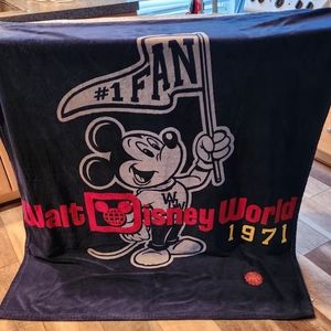 Walt disney world #1 fan blanket, 1971. 59x96
